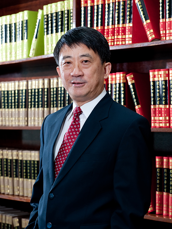 Professor Wang Yi-Tao